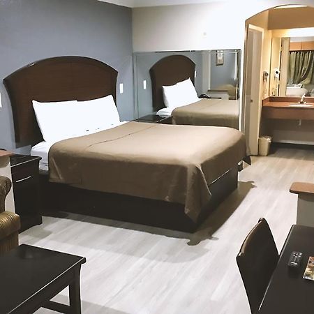 Blue Way Inn & Suites By Jasper Houston Dış mekan fotoğraf